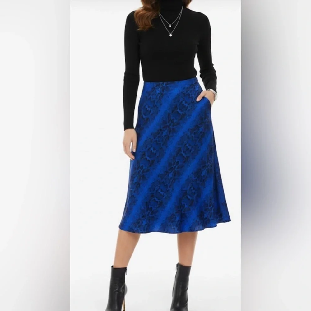 PLUS SIZE SKIRT Bar III Blue and Black A-Line Skirt
